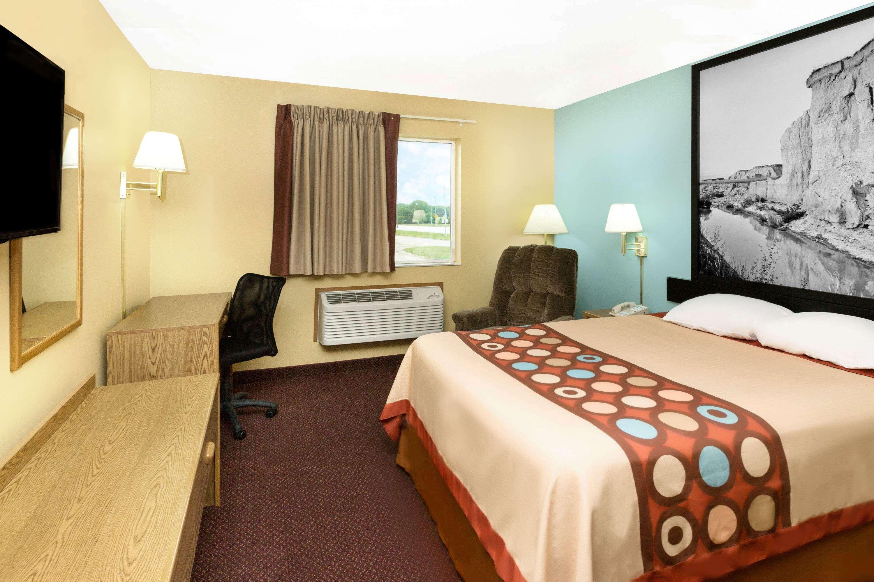 Super 8 by Wyndham Crete Motel Eksteriør billede