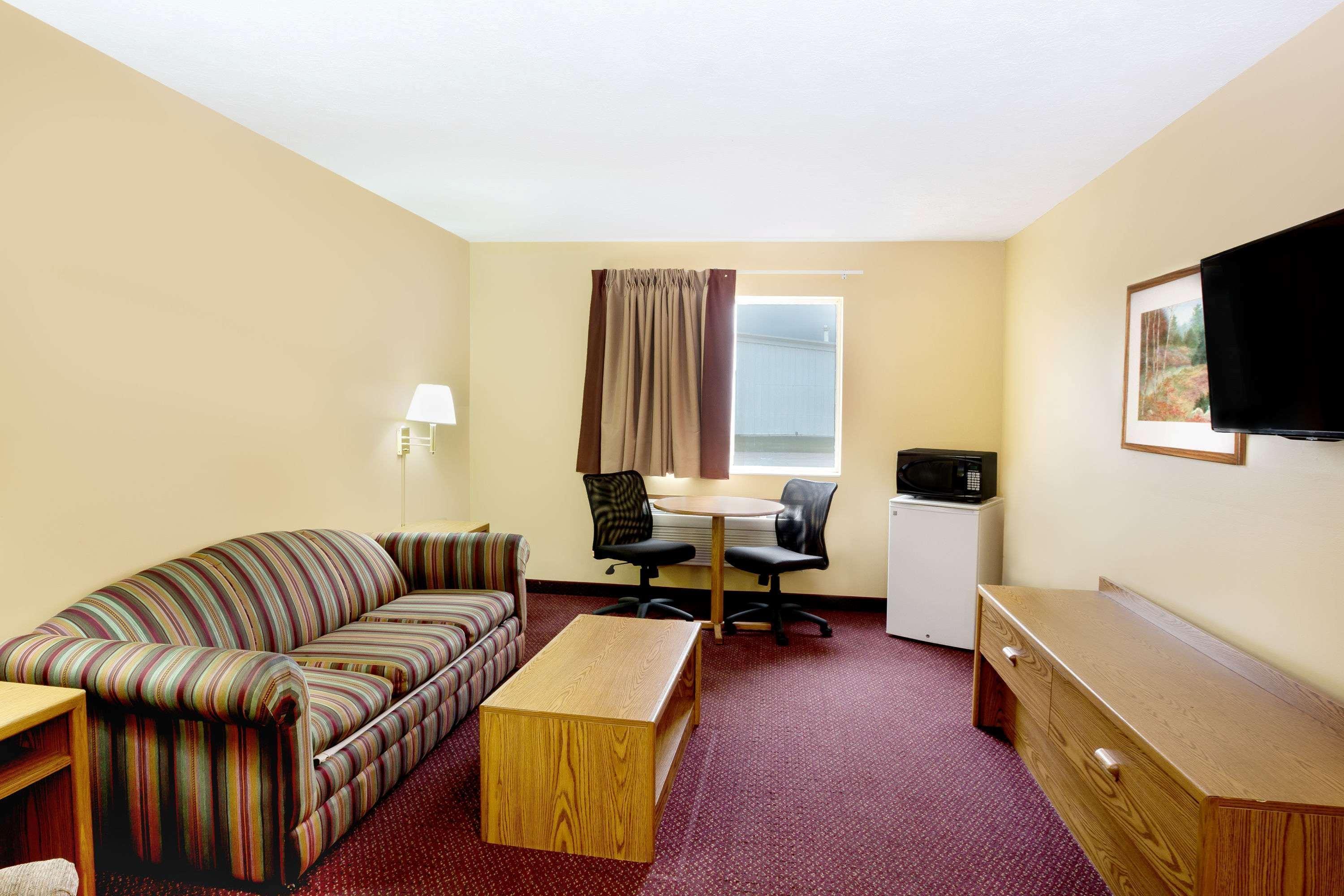 Super 8 by Wyndham Crete Motel Eksteriør billede